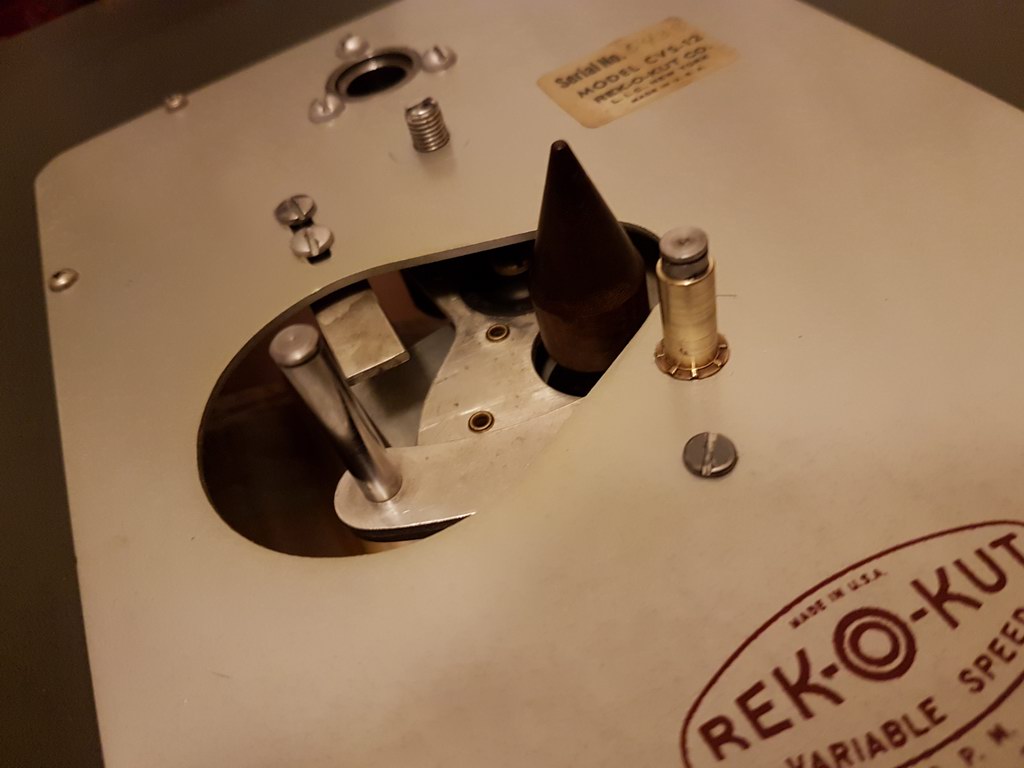 Rek-O-Kut CVS-12_29.jpg