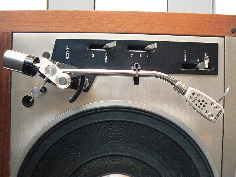 5-Sansui FR-4060.jpg
