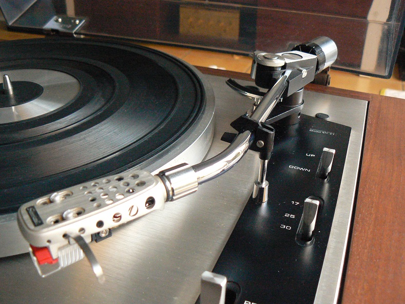 8-Sansui FR-4060.jpg