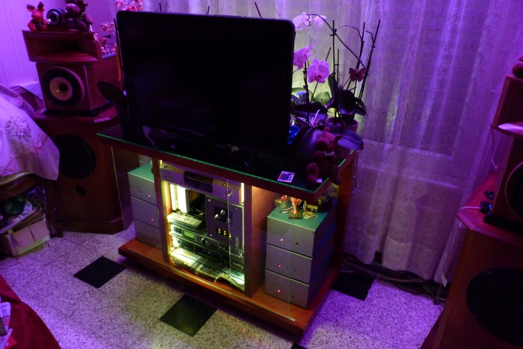 P1020106-R.jpg