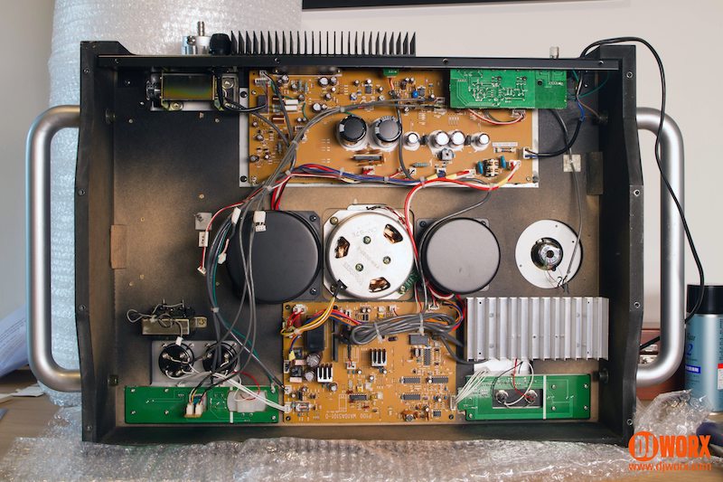 Sous le capot du Vestrax