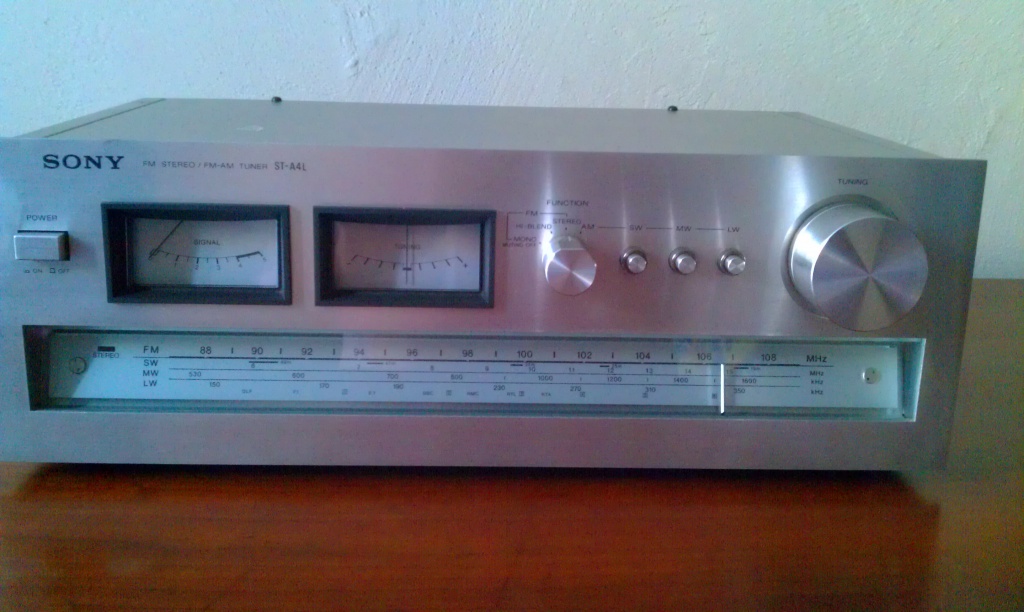 Sony_ST-A_4L_1.jpg