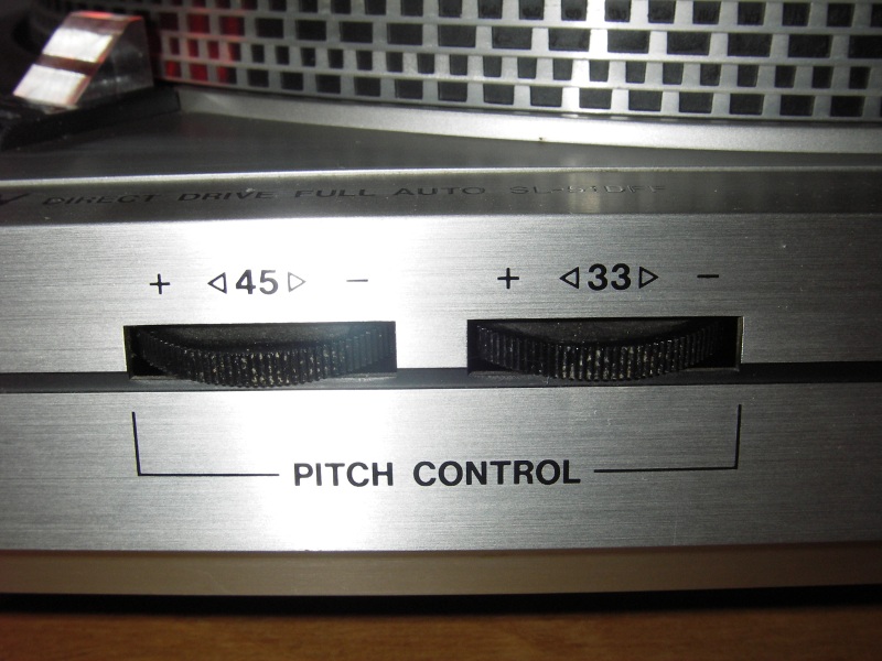 494395denon5.jpg