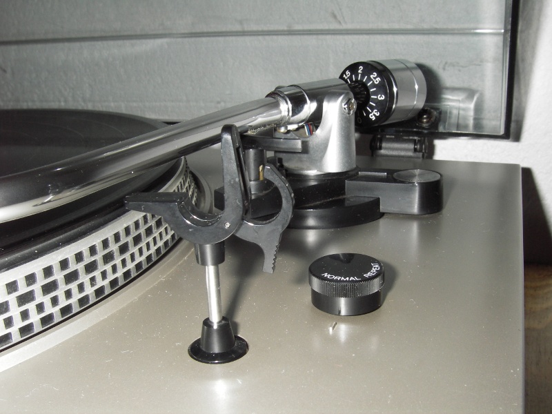 832994denon10.jpg