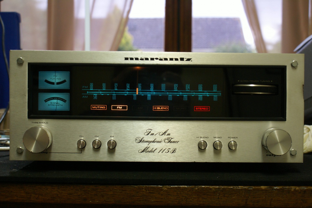 Marantz_115b_1.jpg