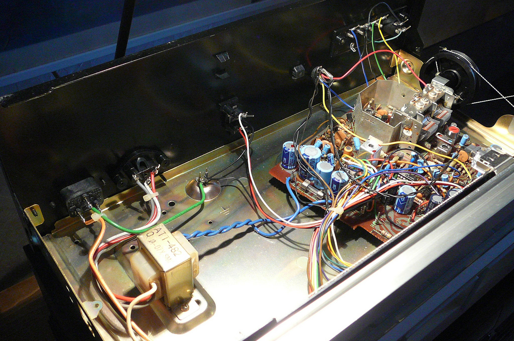 Pioneer_TX606_1.jpg