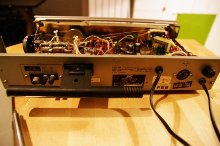 JVC_TV3L_10.jpg
