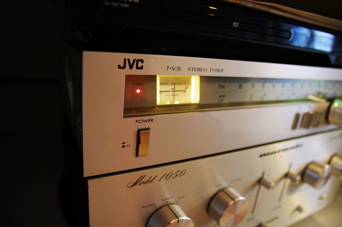 JVC_TV3L_4.jpg