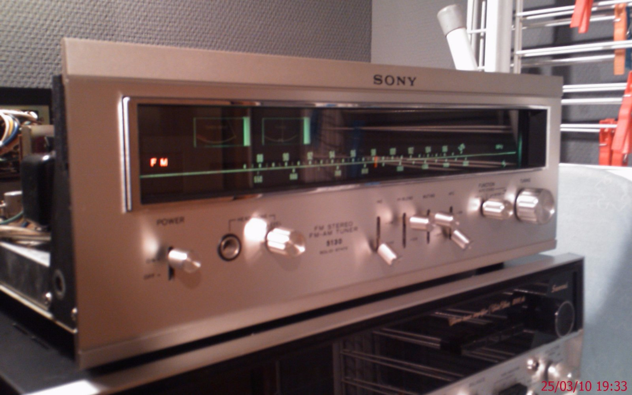 Sony_ST5130_4.jpg