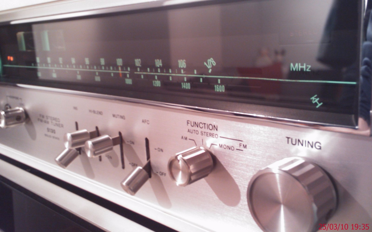 Sony_ST5130_7.jpg