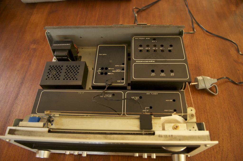 Marantz_125_7.jpg
