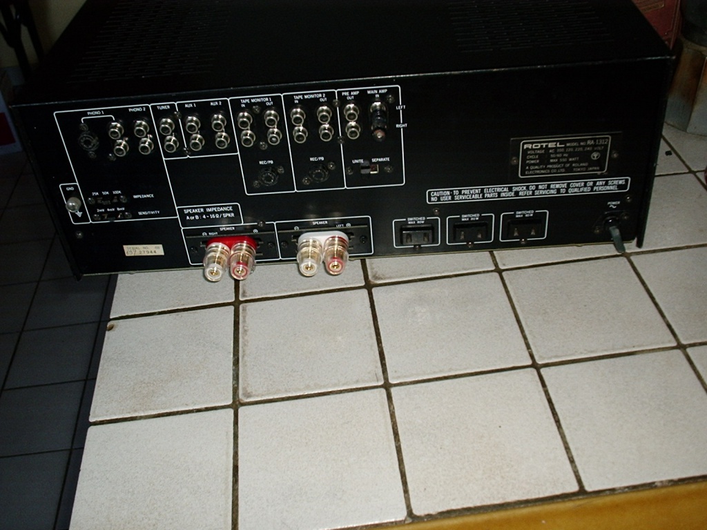 303119P2050010.jpg