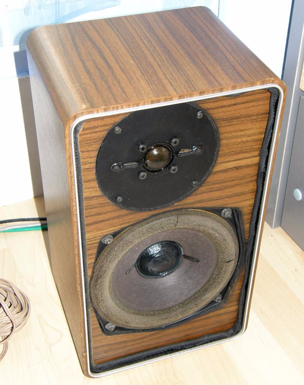 Grundig_HB416_2.jpg