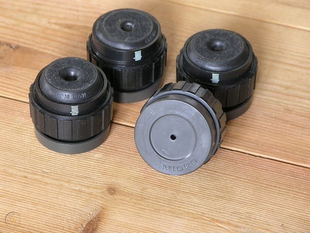 micro-seiki-feet-turntable-adjustable.jpg