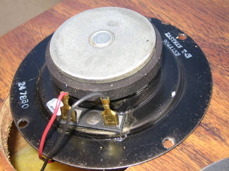 Un mignon petit tweeter, qui semble néanmoins très très lourd