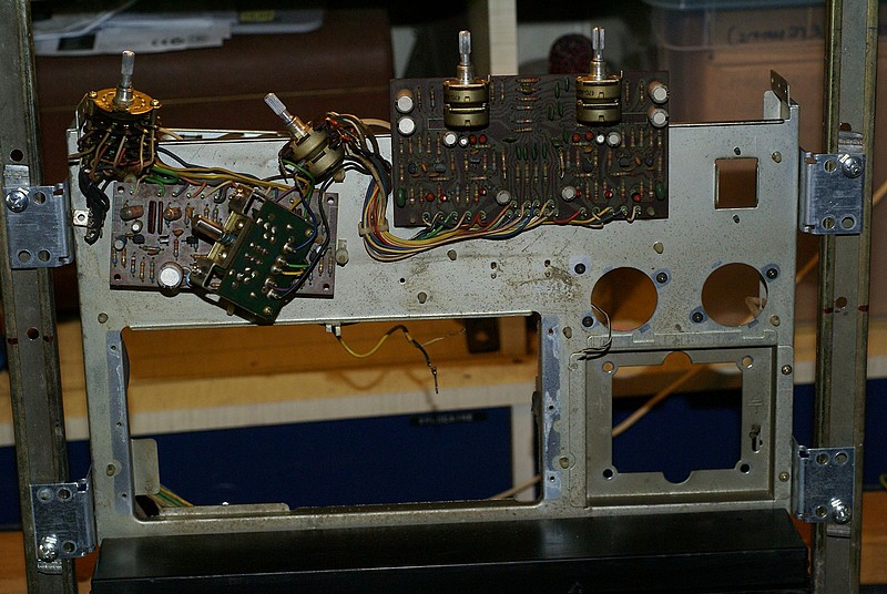 sa 7100 10.JPG