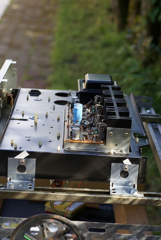 sa 7100 20.JPG