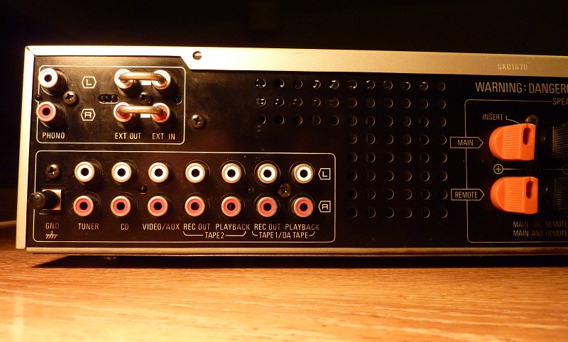 V4_back_G.jpg