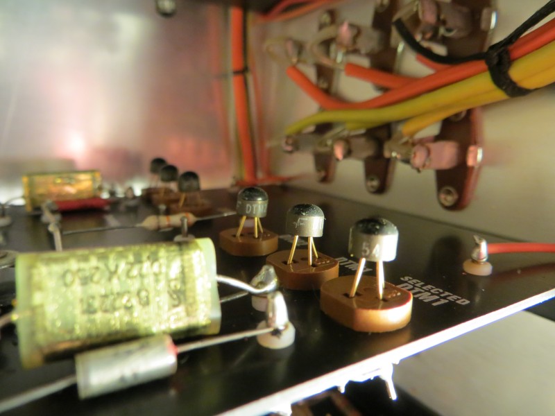 7T -Transistors 2.jpg