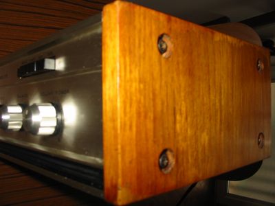 aucune idée sur l'essence de bois utilisée&quot;<br />Si quelqu'un a une idée...