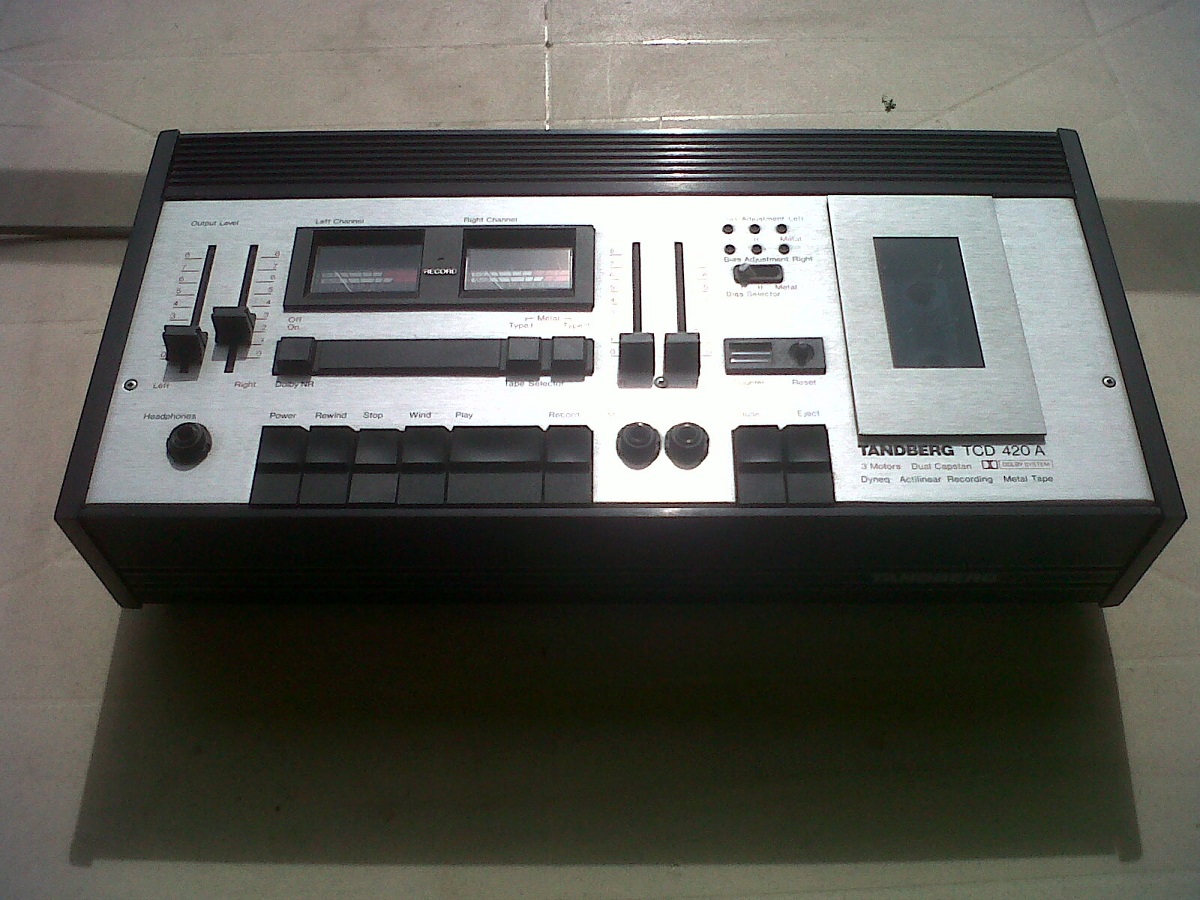 Tandberg TCD 420A
