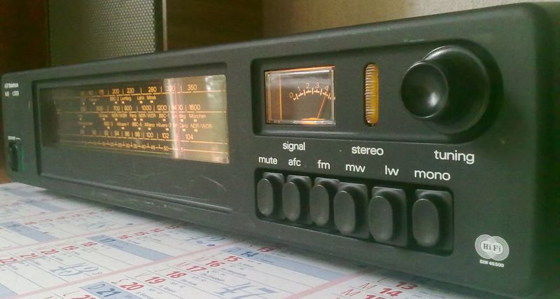 3 gammes d'ondes<br />et norme HIFI 45500 s'il vous plait