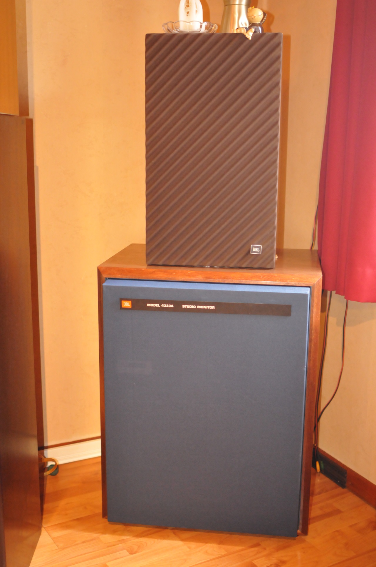 Configuration actuelle !! avec la plaque signalétique.....c'est encore plus joli hein.....