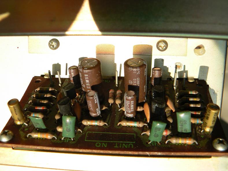 26 - Pioneer SA-500A - Carte phono.JPG