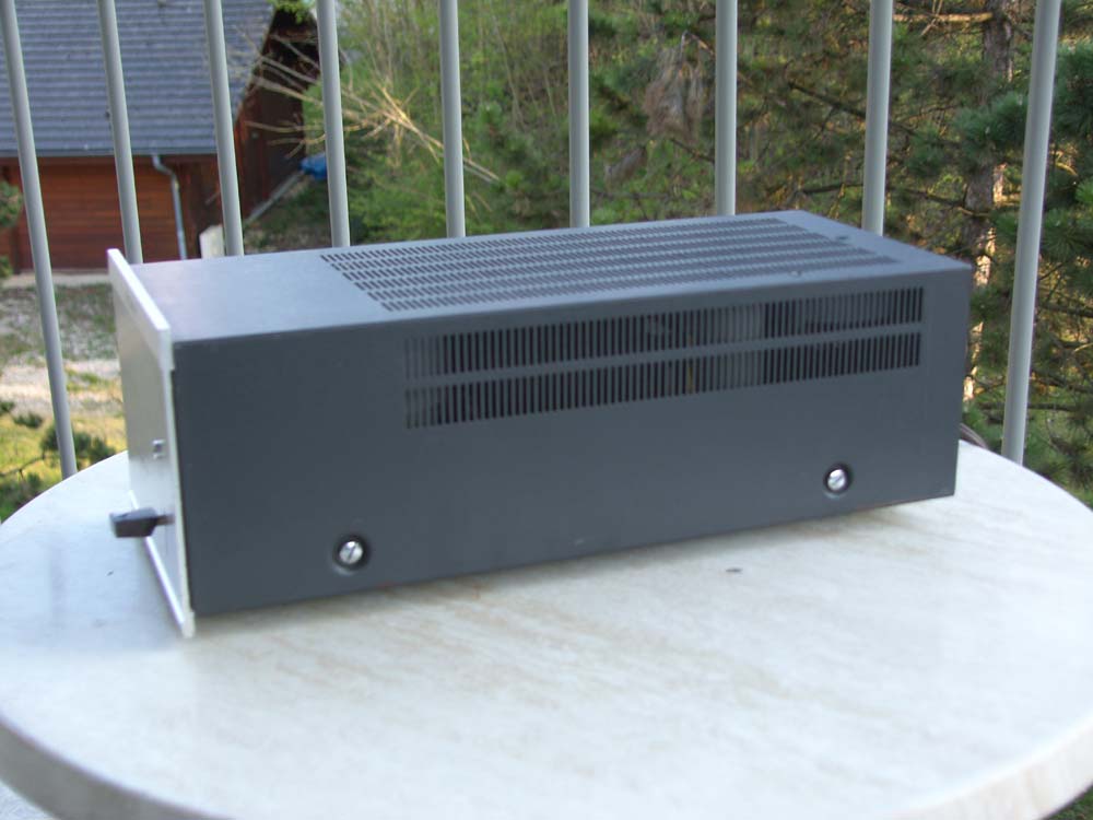 SH106653.jpg