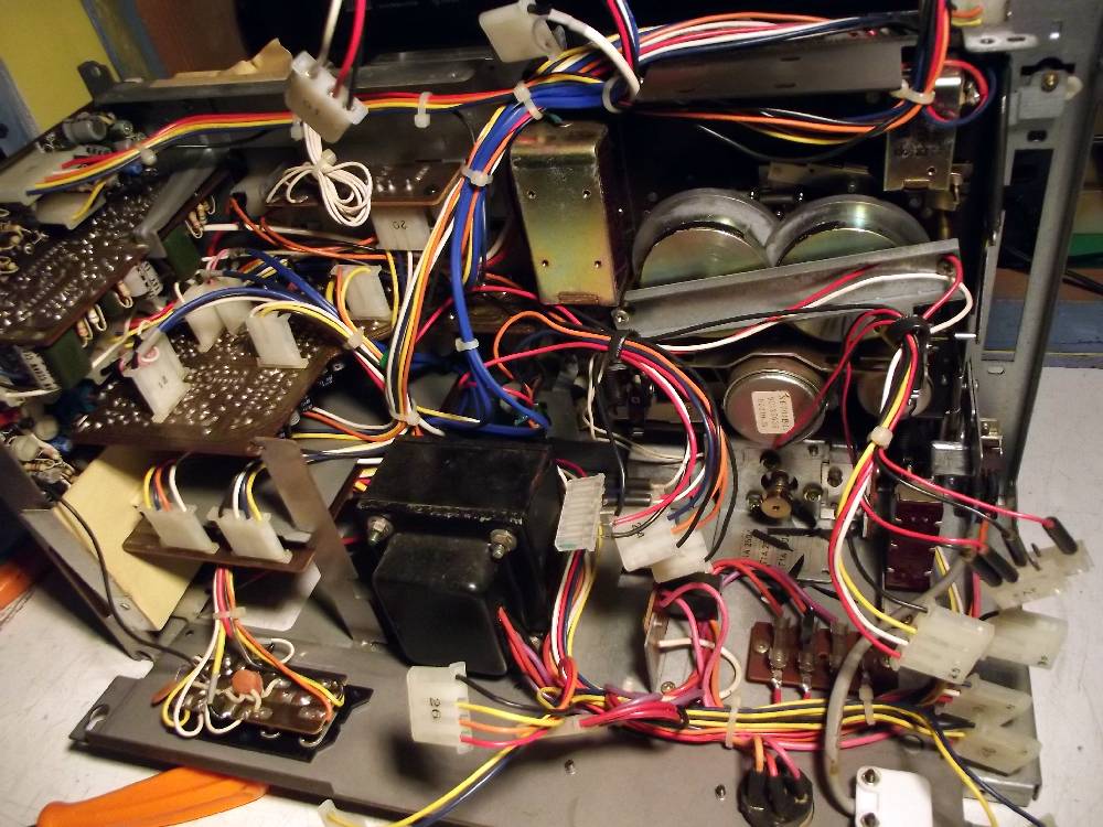 PC6030INT4.JPG