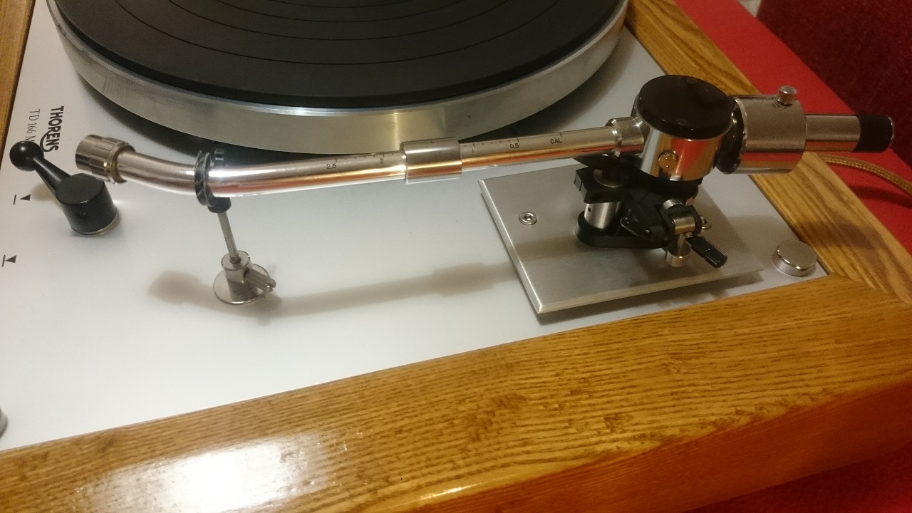Thorens166m-07.jpg