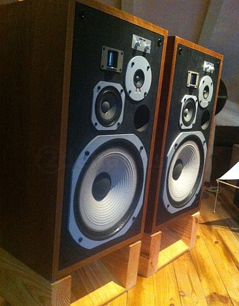 PIONEER HPM-100 ORIGINAL 4.jpg