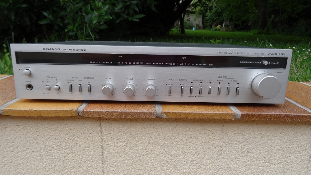8 Sanyo A 35 .jpg