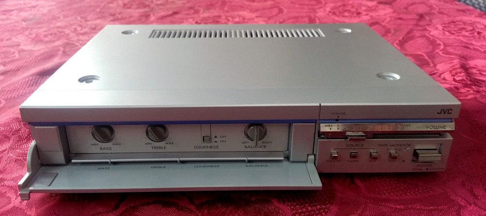 Ampli 2.jpg