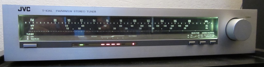 JVC_T-10XL_face10.jpg
