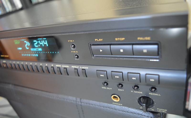 Marantz CD-52 mkII (10).JPG