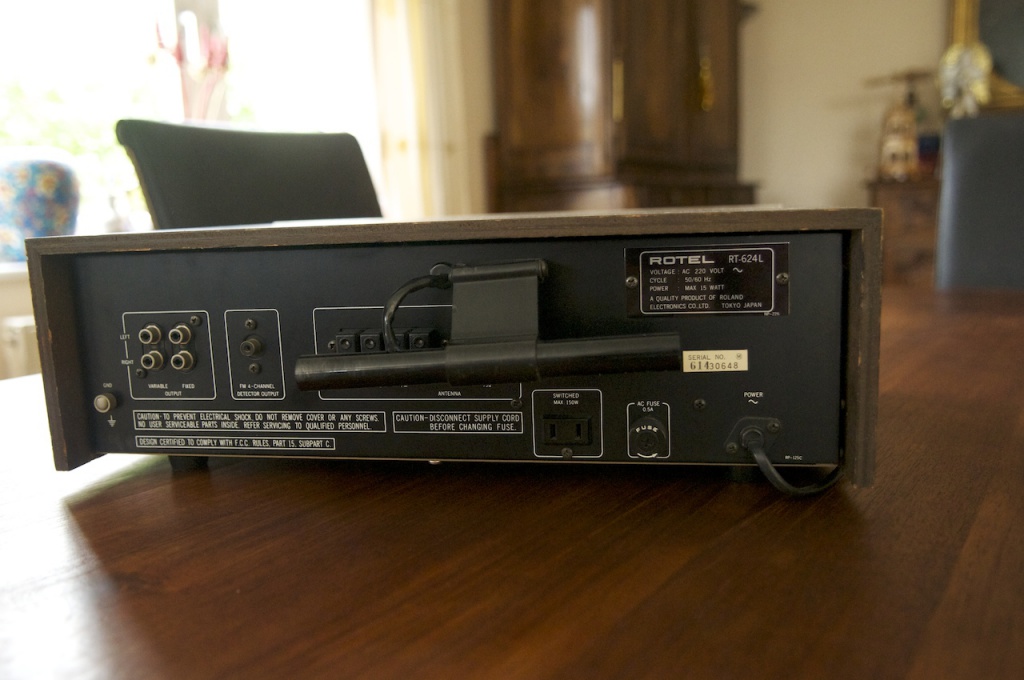 Rotel_RT624L_5.jpg