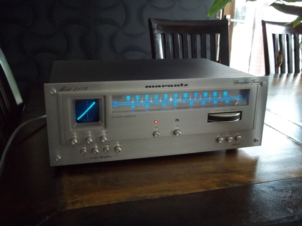 Marantz_2110_3.jpg