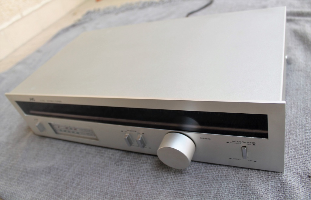 JVC_TX1L_8.jpg