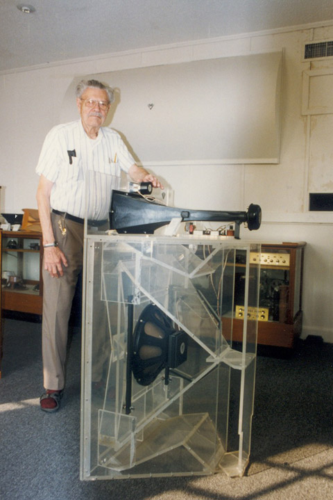 Klipsch_Klipschorn_1.jpg
