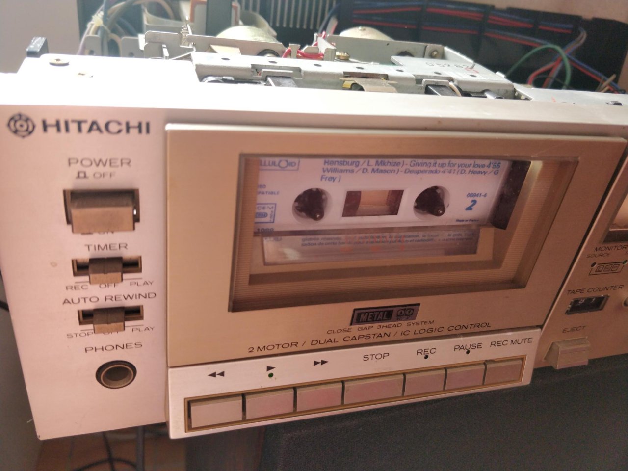 Hitachi3.jpg