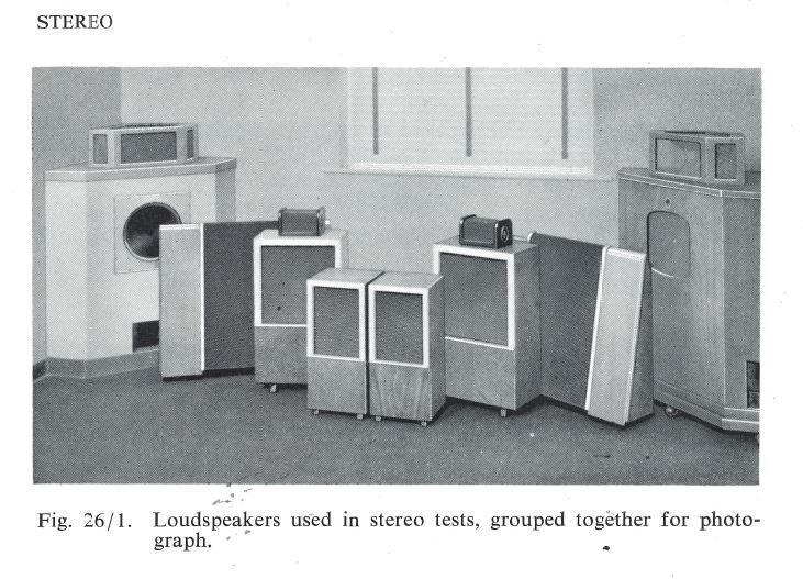 photo caisses loudspeakers.JPG