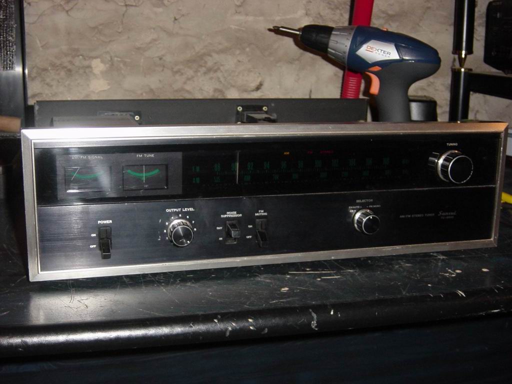 SANSUI TU-9500 (4).jpg