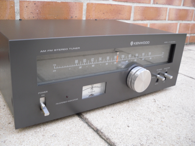 Kenwood KT 5300 MKII 1 retaillé.JPG