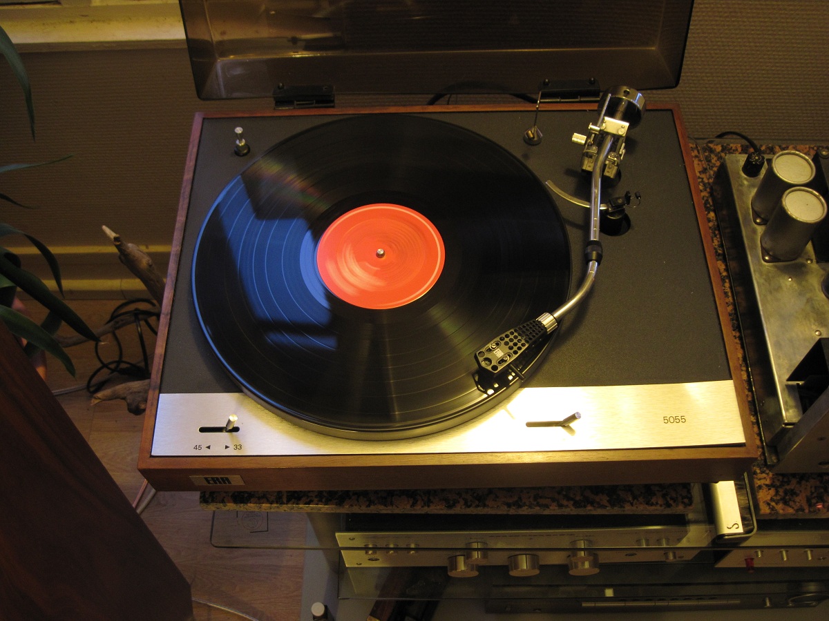 ERA5055_1.jpg