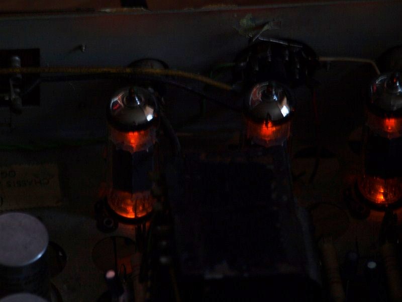 tubes ampli.JPG