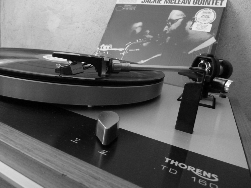 Vis Thorens (porte cellule) - Audio Acoustique, platine vinyle