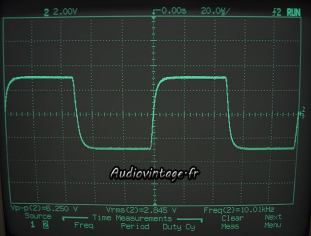 Accuphase P-300