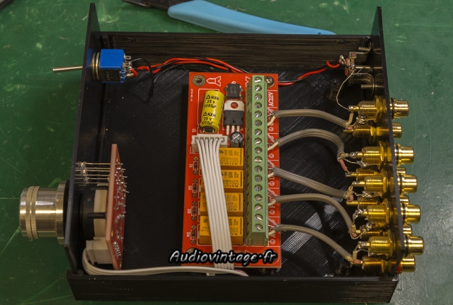 Absolute Basic Switcher : montage en cours.