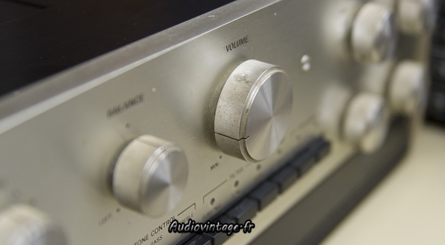 Accuphase C-200